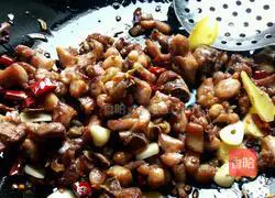 Illustration of how to make stir-fried spicy chicken 8