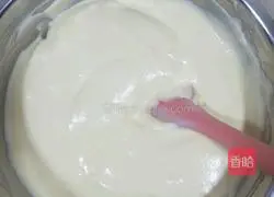 Illustration of how to make raisin cream cake roll 10