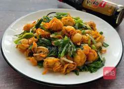 Illustration of how to make scallops with green onions 10