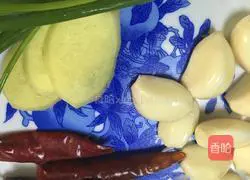 Illustration of how to make spicy crayfish 3