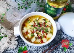 Sauerkraut fish in golden soup Illustration of practice 14