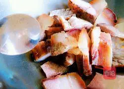 Illustration of Double Steaming Cured Meat 8