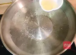 Illustration of how to make spicy fried clams 6