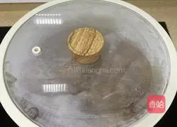 Illustration of how to make breaded curry chicken 10