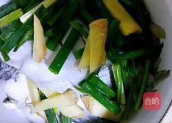 Illustration of how to make pan-fried pomfret 13