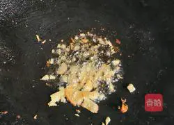 Illustration of how to stir-fry scallops 4