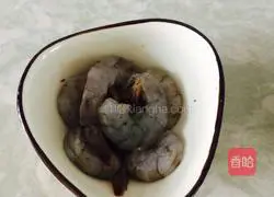 Illustration of how to make fried shrimps 2