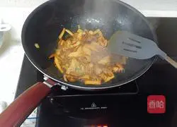 Illustration of Homemade King Oyster Mushroom Twice-cooked Pork 7