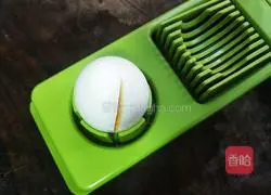 Illustration of how to make functional salad to reduce fat and gain muscle 8