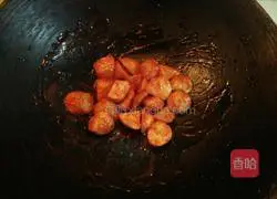 Wrap the dough in tomato paste Illustration of how to do it 8