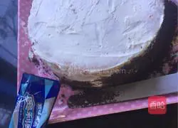 Strawberry Cream Cake (Eight Inch) Recipe Illustration 7