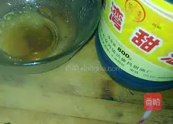 Illustrations on how to make the new three delicacies 9