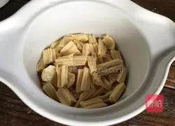 How to make lean yuba soup Illustration 6