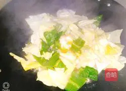 Illustration of the home version of griddle pot sausage 8