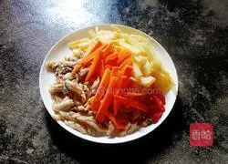 Illustration of how to make razor clams with scallion oil 1