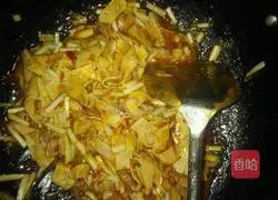 Illustration of how to make red stewed Qianzhang 8