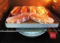 Illustration of how to make rye bacon cheese bread 18