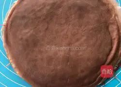 Illustration of how to roll cocoa flavored towel 9 