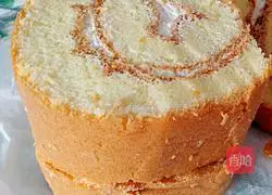 Illustration of how to make cream cake roll 14