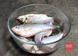 Recipe for Spicy Crispy Bone Fish Illustration 2