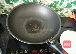 Illustration of home-style twice-cooked pork 9