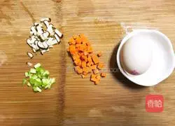 Illustration of how to make steamed eggs with colorful vegetables 1