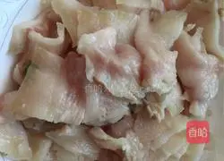 Illustration of how to make fried pork with Hangzhou pepper 5