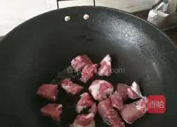  Illustration of how to make braised pork ribs with soybeans 7