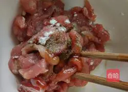 Illustration of how to make Sichuan fish-flavored shredded pork 2