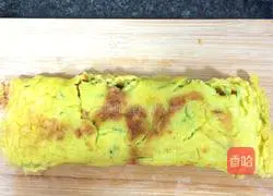 Illustration of how to make cucumber, meat floss and tomato sauce egg pancake 15