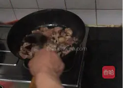 Illustration of home-style fried spicy chicken 4