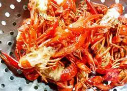 Illustration of how to make oiled crayfish 9