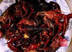 Illustration of how to make spicy crayfish with shrimp and eggs 1