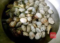 Illustration of how to make fried scallops 3