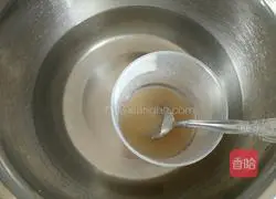 Illustration of how to make mango yogurt mousse 6