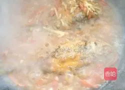 Illustration of how to make stewed yellow croaker with tomatoes 3