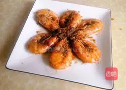 Illustration of braised prawns in oil 12