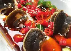 Illustration of how to make spicy seafood with spicy sauce 12