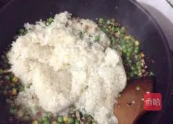 Illustration of how to make siomai 6