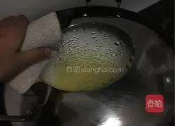 Illustration of how to make stir-fried mashed potatoes 5