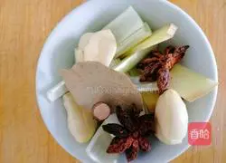 Illustration of how to make sauced pig's trotters 2