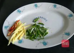 Illustration of how to make braised fish 2