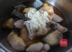  Illustration of how to make herring stewed with rice wine 7