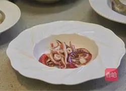 Illustration of how to make garlic spicy seafood pasta 7