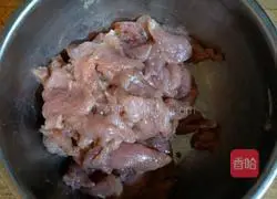 Illustration of how to make boiled pork slices 4