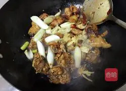 Illustration of how to make large plate chicken 6
