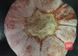 Illustration of how to make spring pancakes rolled with vegetables 2