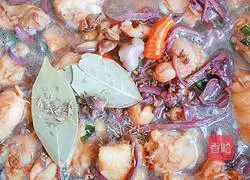 Illustration of how to make stewed chicken nuggets with dried mushrooms 15