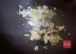 Illustration of braised prawns that both adults and children love to eat 4