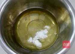 Chocolate Cream Cake Roll Recipe Illustration 5